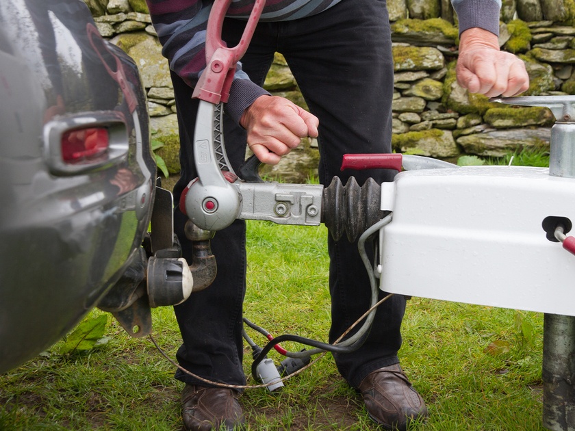 A Complete Guide to Towing Rules & Tips Leasing Options